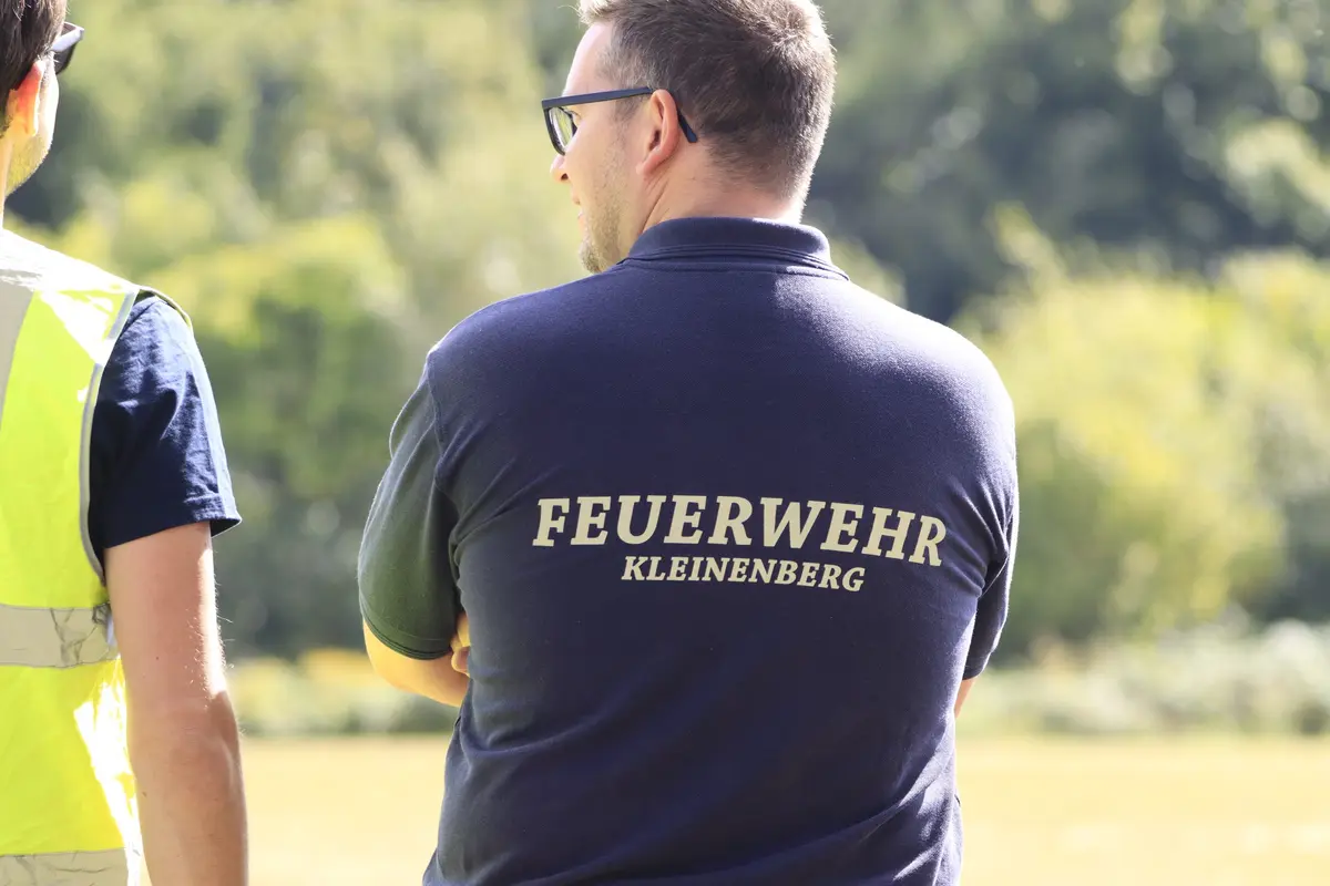 Helfer der Feuerwehr Kleinenberg